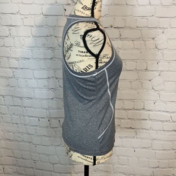 Brooks / Racer Back Tank Top / gray / size XS - Picture 6 of 7